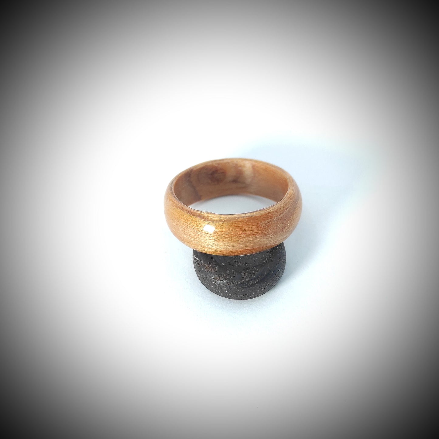BentWood Blur Ring
