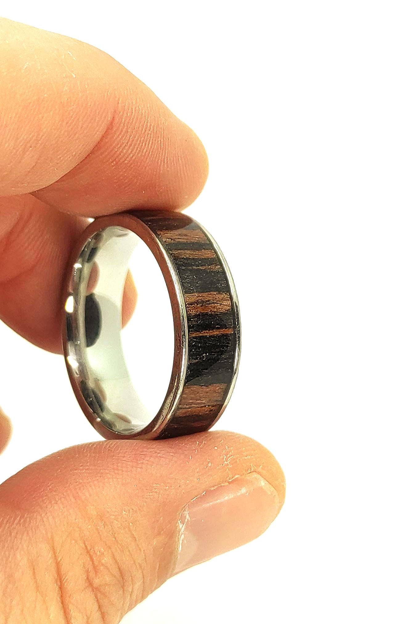 Ebny and Metal Ring