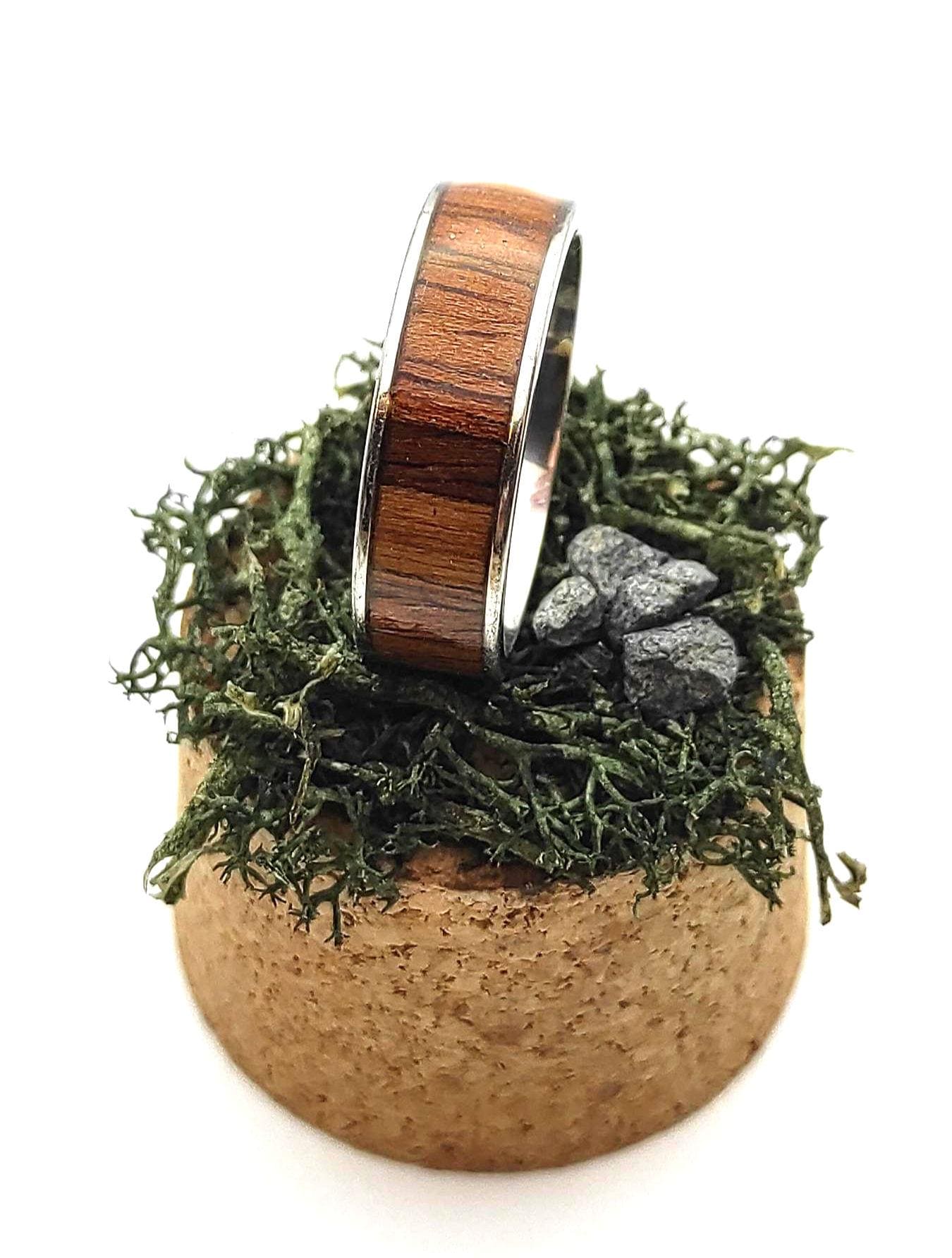 Rosewood Veneer & Metal Ring