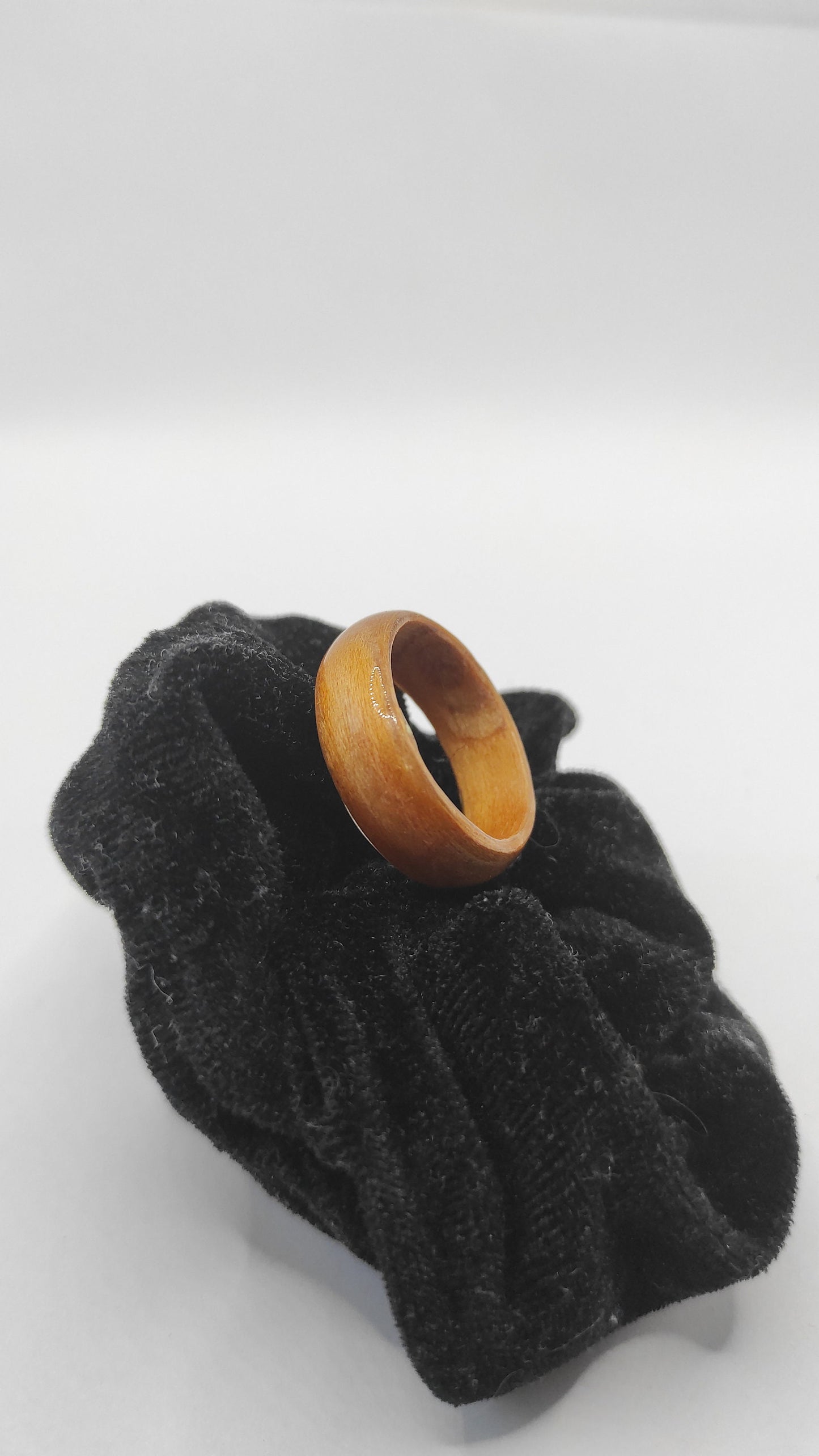 BentWood Blur Ring