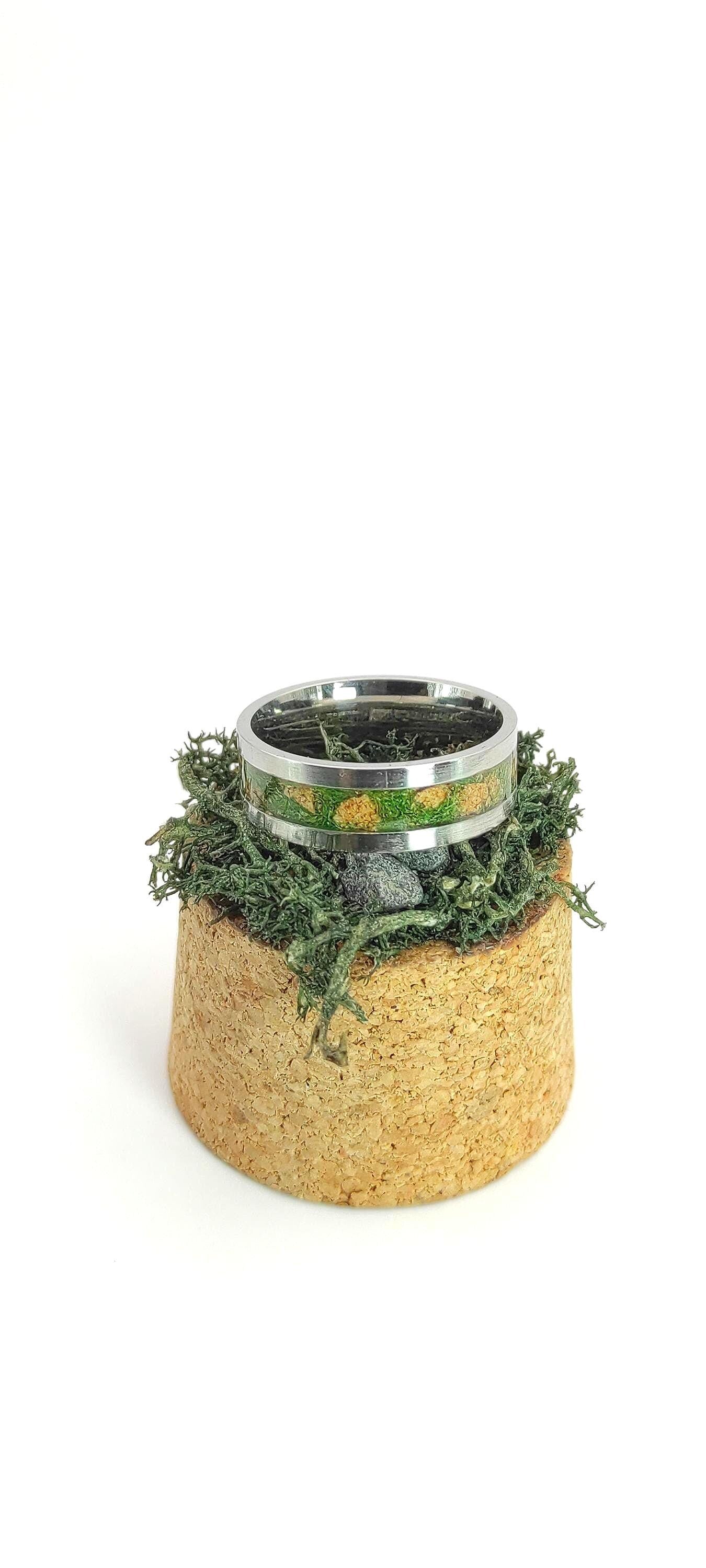 Metal Ring & Cork Ring & Realistic Grass Inlay