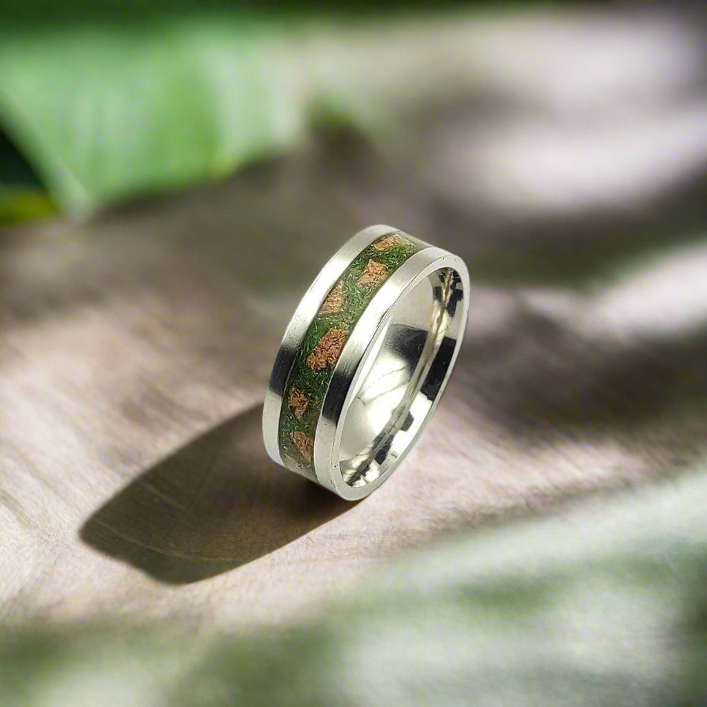 Metal Ring & Cork Ring & Realistic Grass Inlay