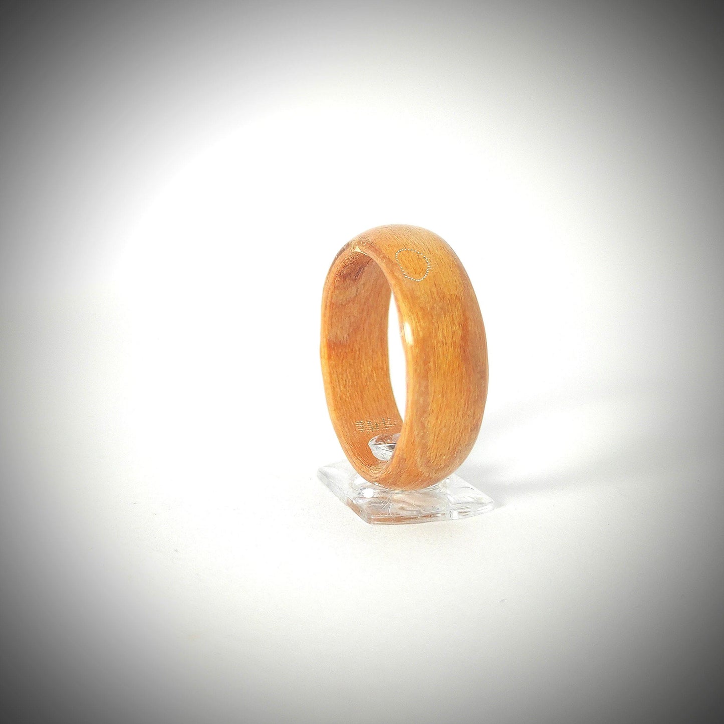 BentWood Blur Ring