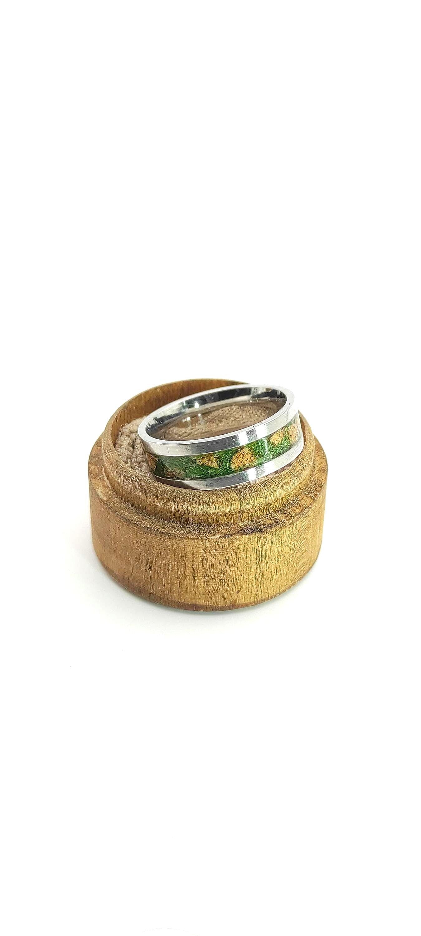 Metal Ring & Cork Ring & Realistic Grass Inlay