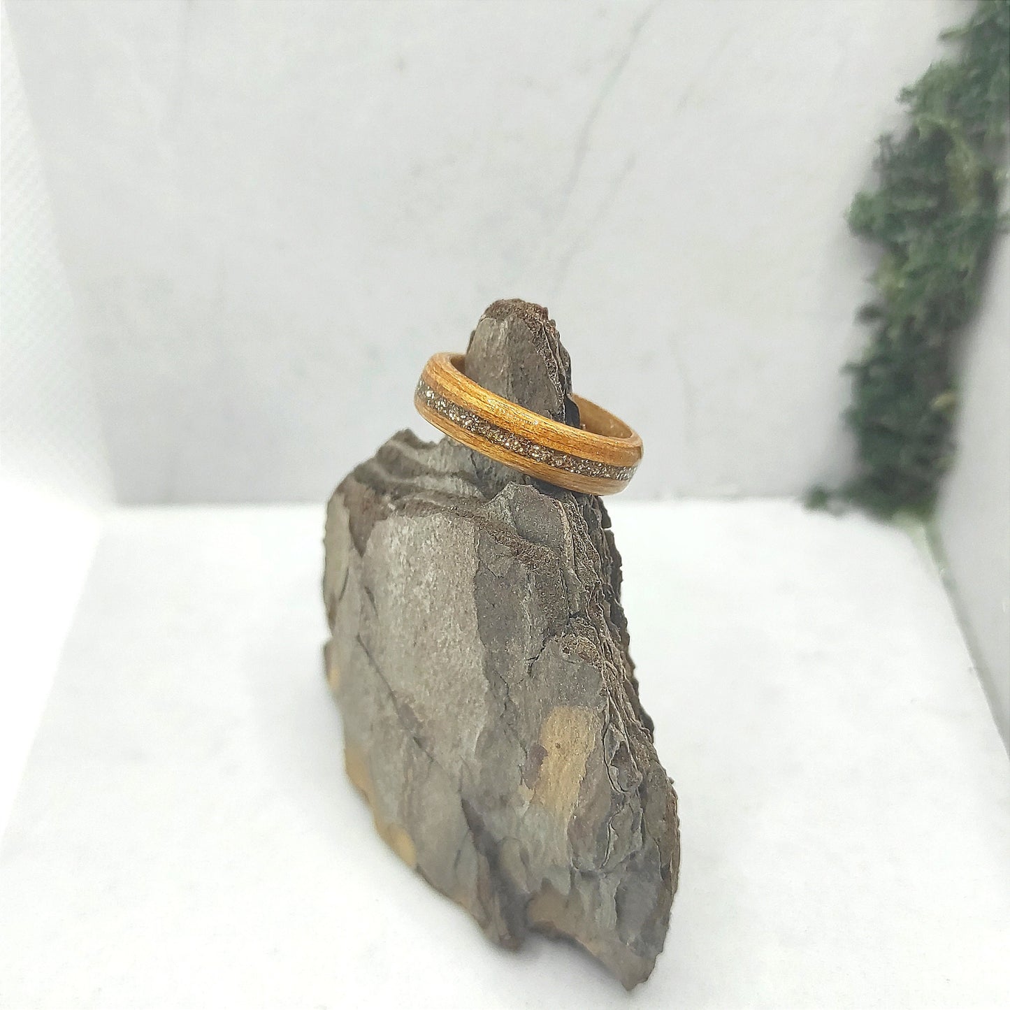 Teak Wood Ring & Gold Glitter Inlay