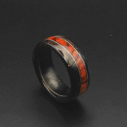 Pierścionek z drewna Zebrano z wstawką z California Rose – ręcznie gięty pierścionek męski drewniany - WoodRingsByJet