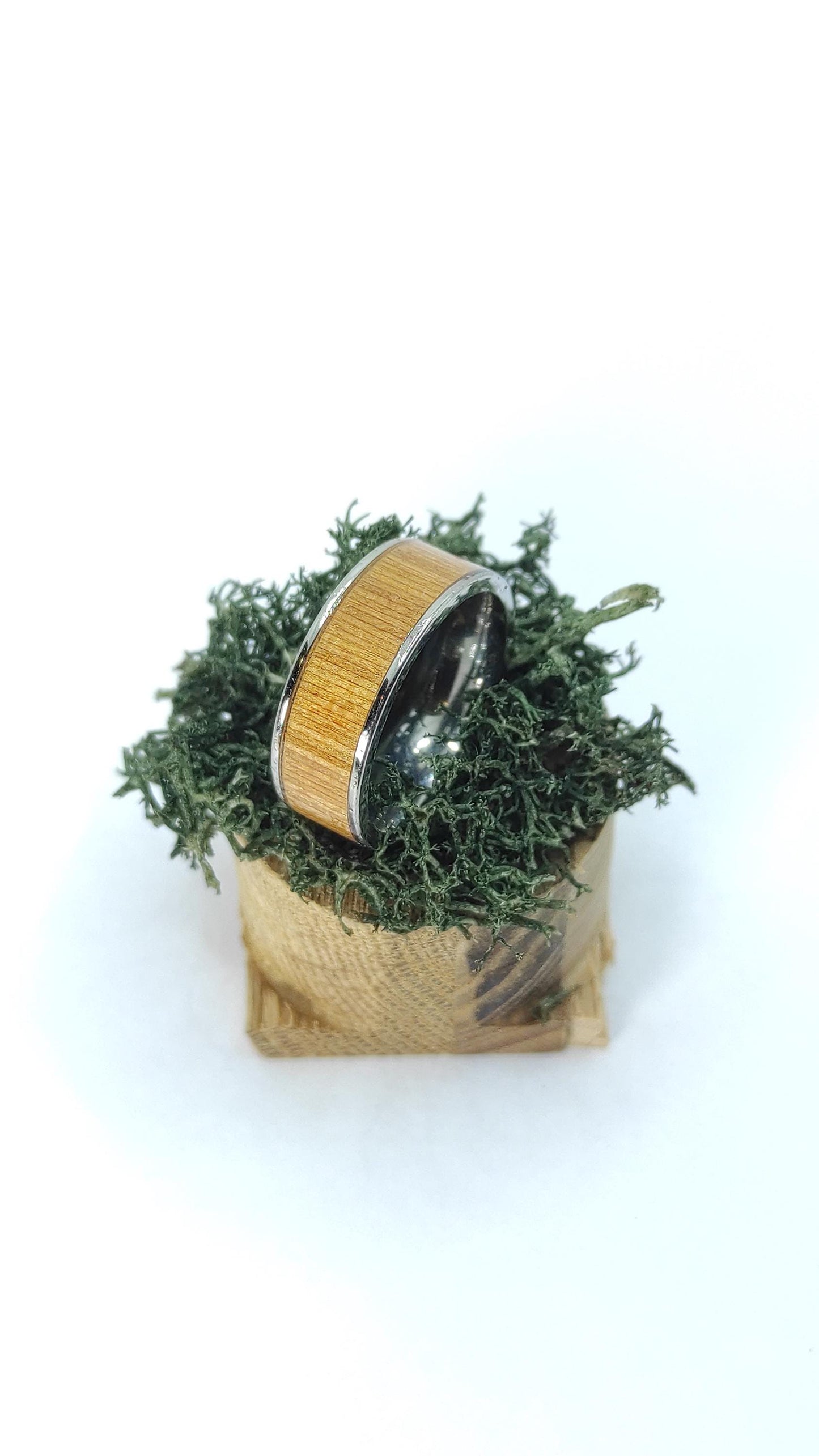 Teak Wood & Steel