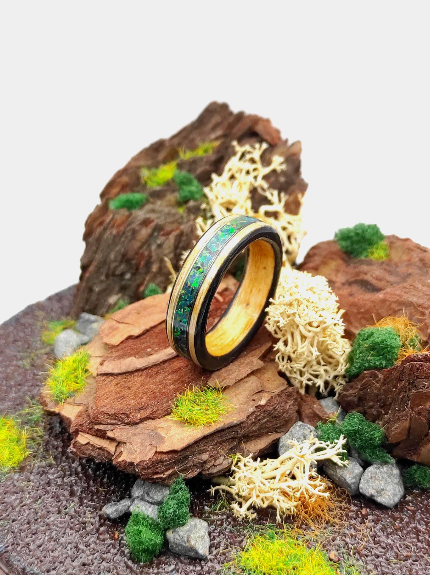 Bentwood Ash Ring & Dark Green Crushed Opal