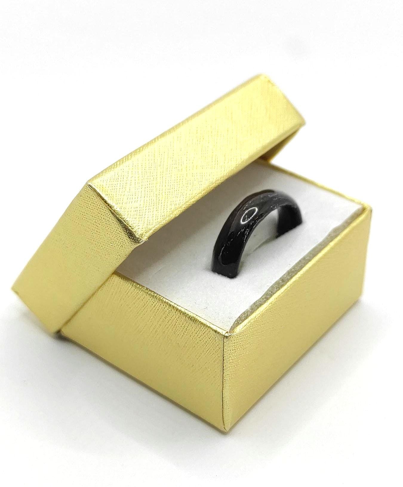 Black Oak Veneer Ring With Silver Thread