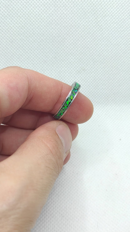 Pierścionek z zielonym opalem - WoodRingsByJet