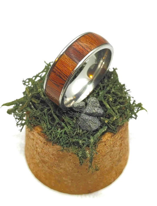 Rosewood Veneer & Metal Ring