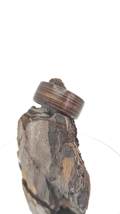 Pierścionek z drewna wenge - ręcznie robiony unisex / naturalna obrączka eko - WoodRingsByJet