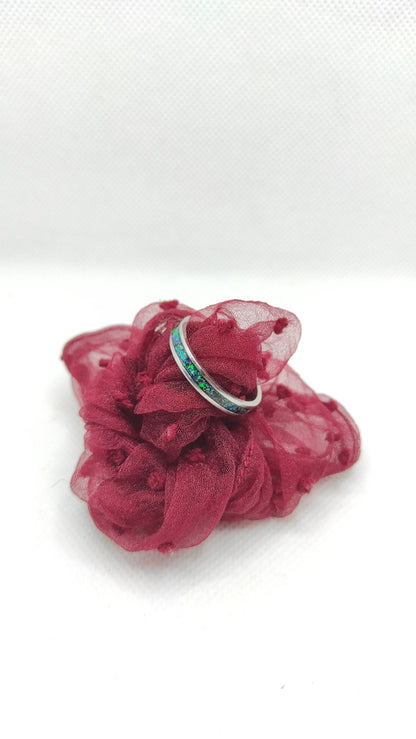 Pierścionek z zielonym opalem typu sapphire - WoodRingsByJet