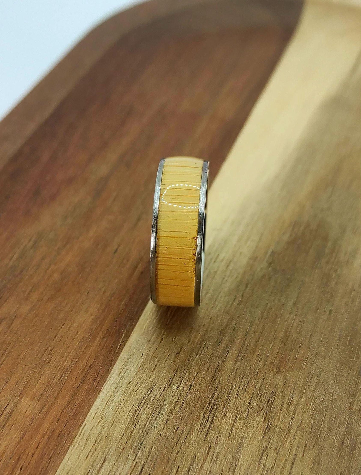 Metal & Wide Bamboo Inlay Ring