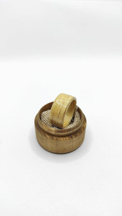 Ręcznie wykonana obrączka z brzozy – ekologiczny pierścionek unisex 3–8 mm - WoodRingsByJet
