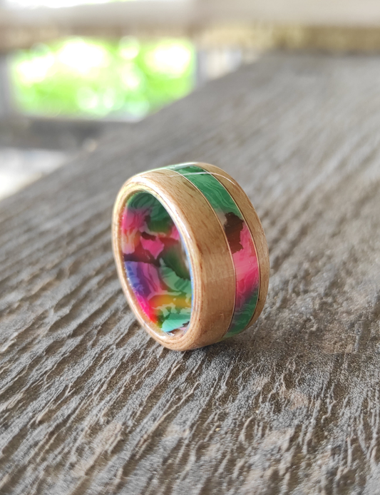 Beech wood spectrum ring with bentwood layers, artisanal design