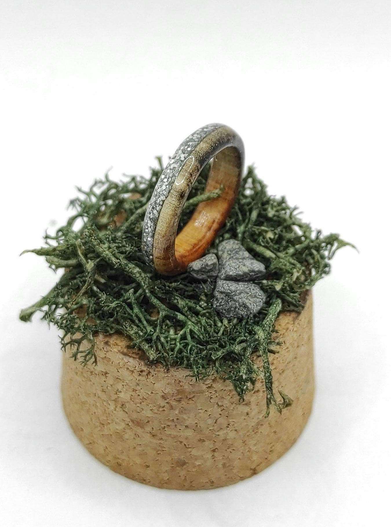 Minimalist boho wooden ring with silver sparkle inlay, sustainable handmade jewelry