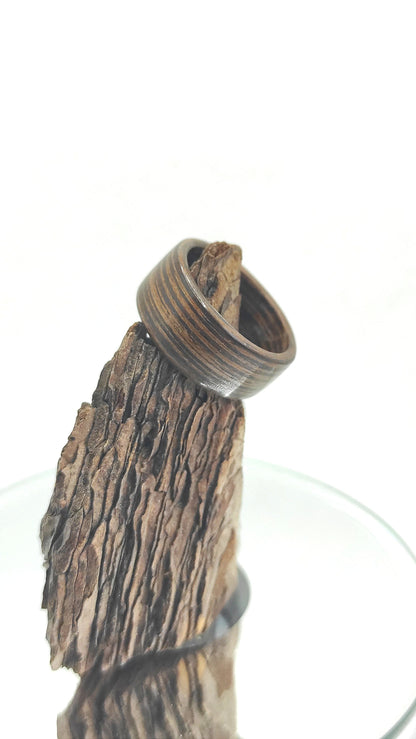 Pierścionek z drewna wenge - ręcznie robiony unisex / naturalna obrączka eko - WoodRingsByJet