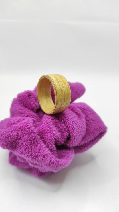 Ręcznie wykonana obrączka z brzozy – ekologiczny pierścionek unisex 3–8 mm - WoodRingsByJet