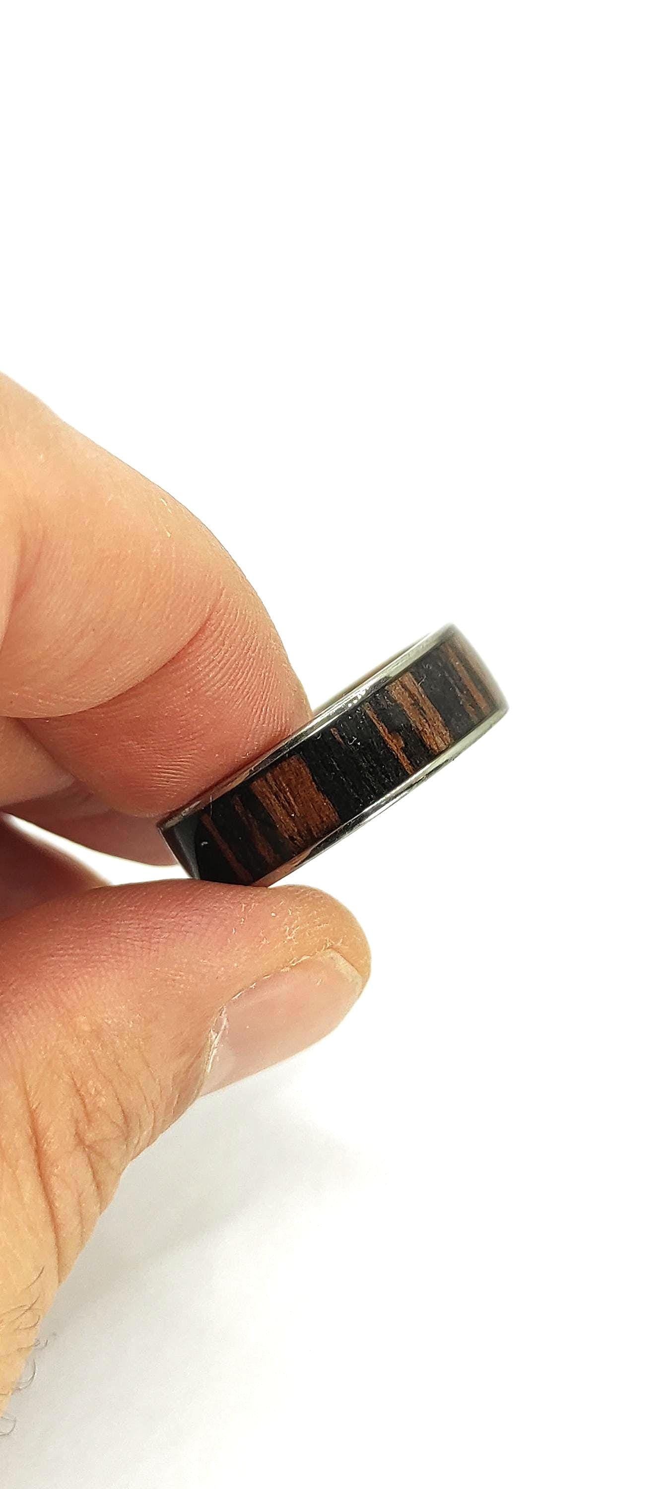 Ebny and Metal Ring