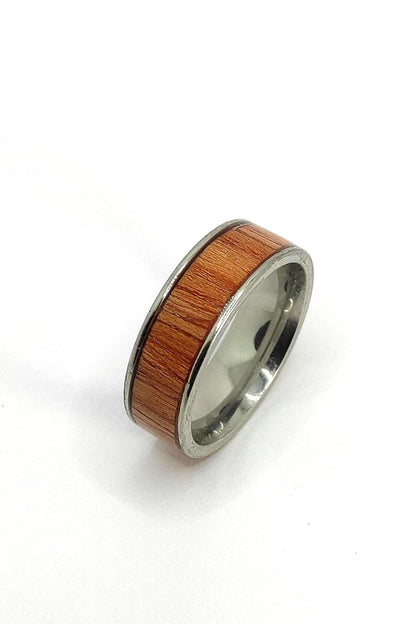 Męski pierścionek z forniru różanego drewna i metalu – ręcznie robiony, unikalny drewniano-metalowy pierścionek dla niego - WoodRingsByJet
