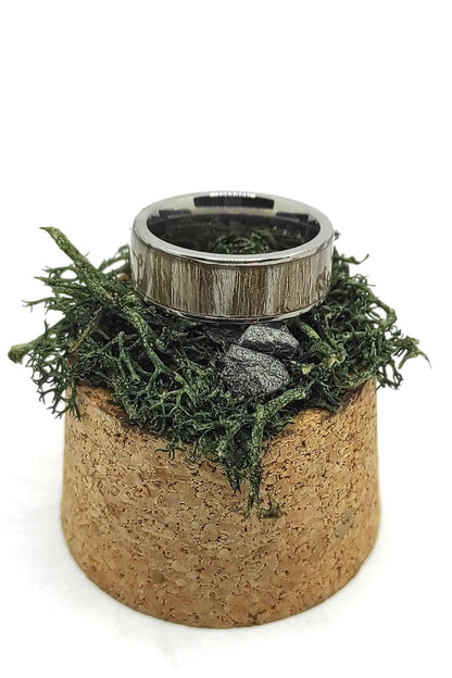 Męski pierścionek z szarego dębu z inkrustacją – ręcznie robiony drewniano-metalowy pierścionek dla niego - WoodRingsByJet