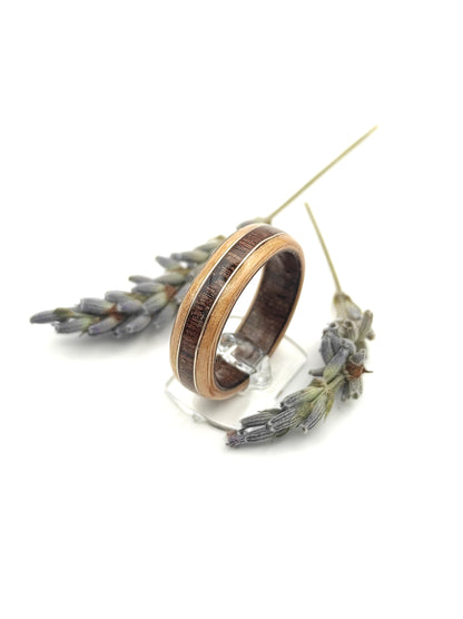 pierścionek z naturalnego drewna bukowego i wenge