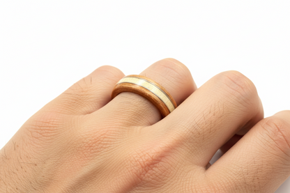 pierścionek drewniany z wiśni z klonu