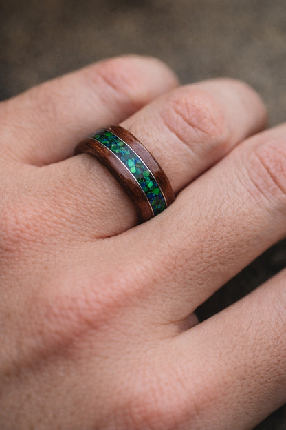Pierścionek drewniany palisander – zielony opal