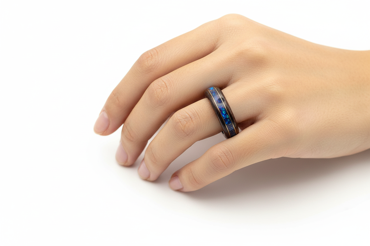 pierścionek z wenge i opalem biżuteria handmade